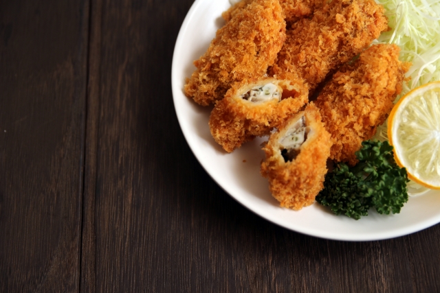 カキフライ　揚げ物　食事　和食　惣菜