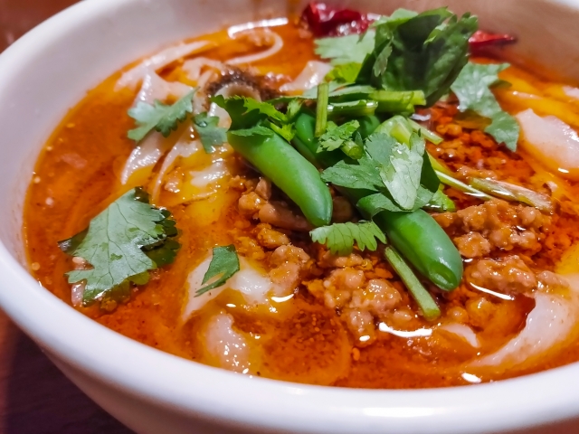 中華　ラーメン　刀削麺