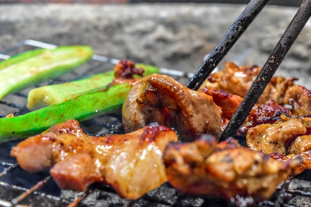 焼肉　食事　お肉　アウトドア　グリル