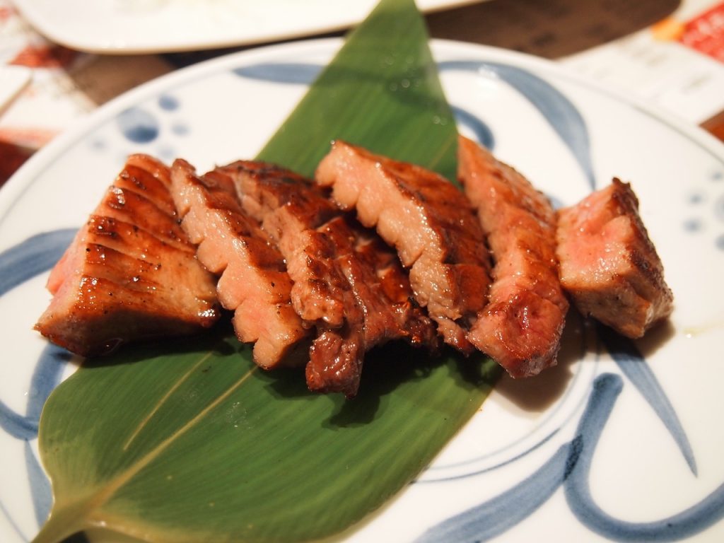 たん　食事　和食　お肉