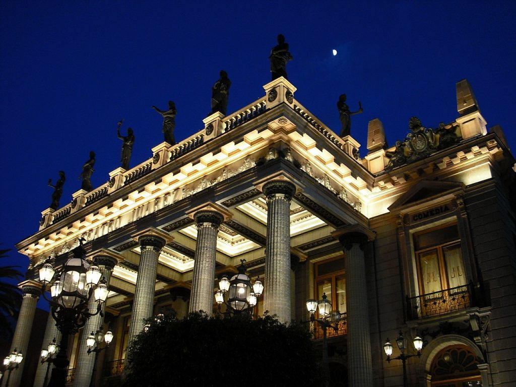 街並み　夜景　風景