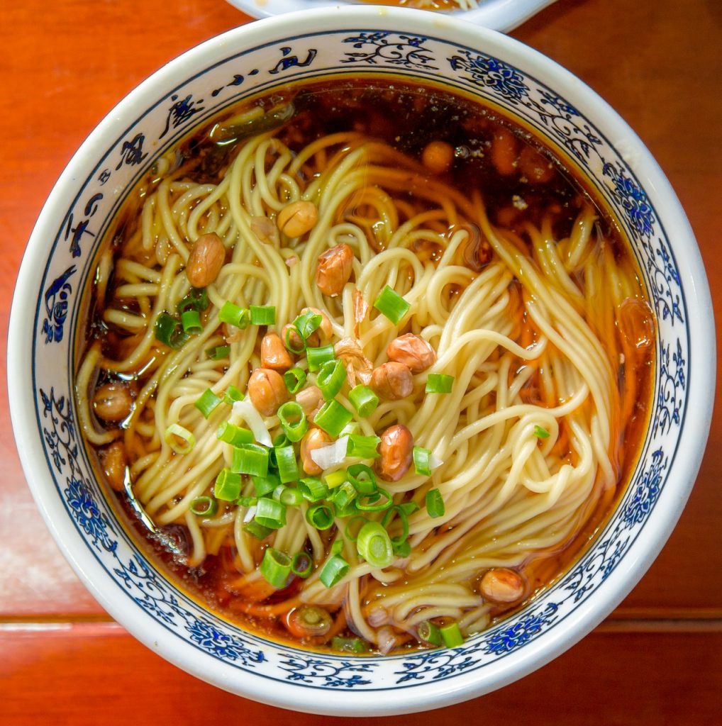 ラーメン　麺類　辛い