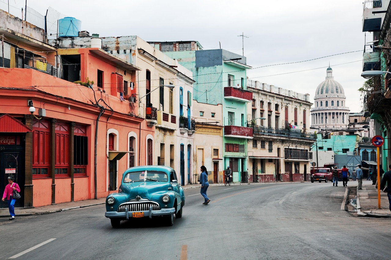 街並み　キューバ　風景