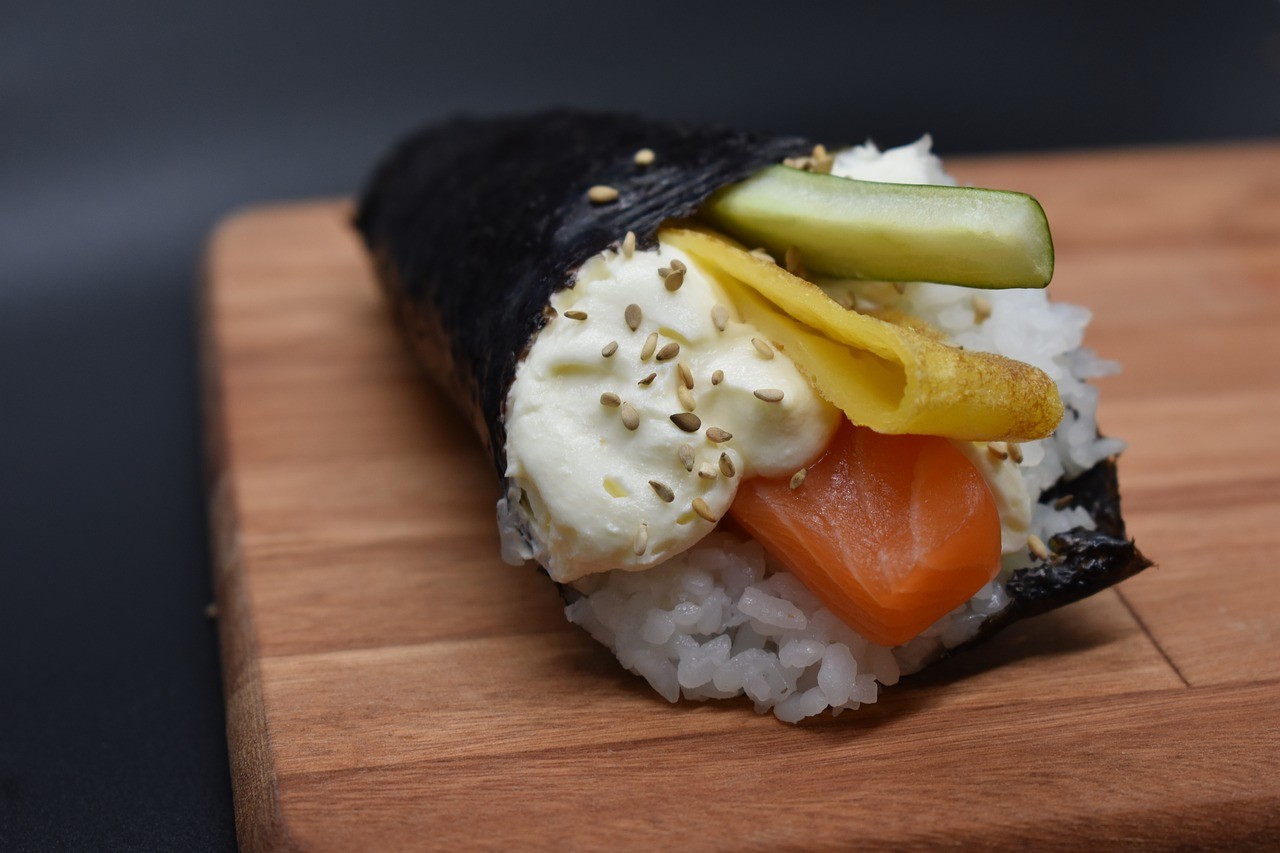 寿司　食事　和食　手巻き