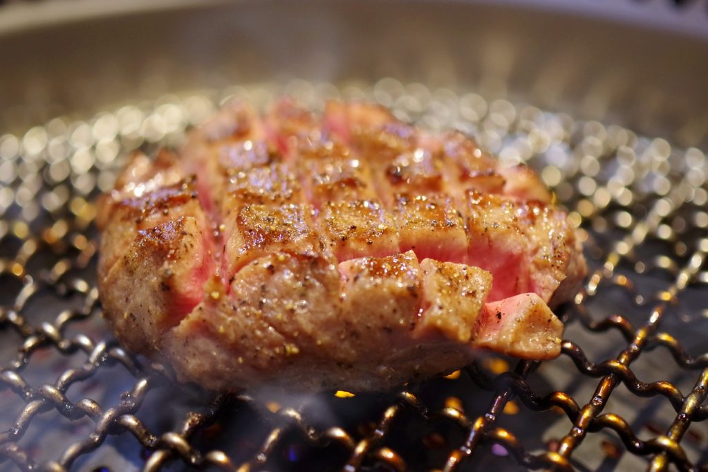 焼肉　食事　お肉　和食