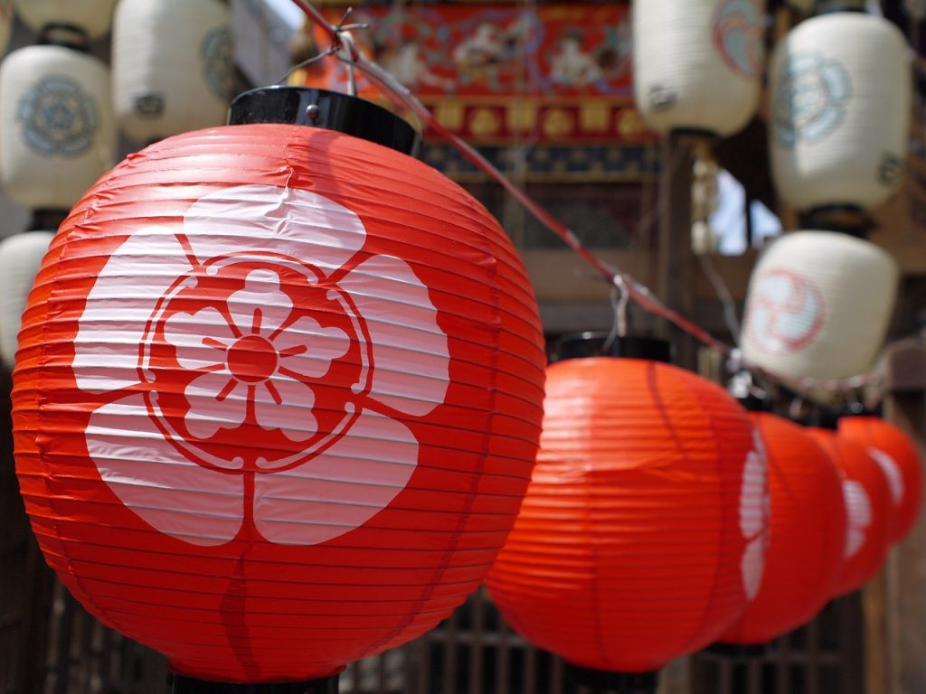 提灯　祭り　風景