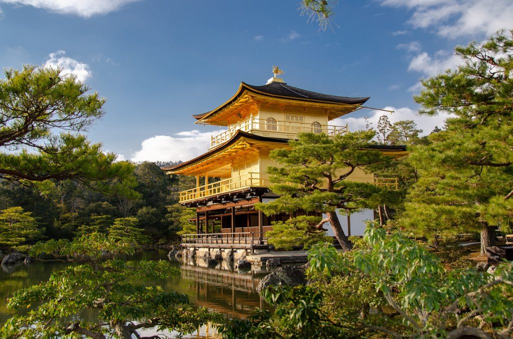 金閣寺　お寺　風景　建築　神社　仏閣