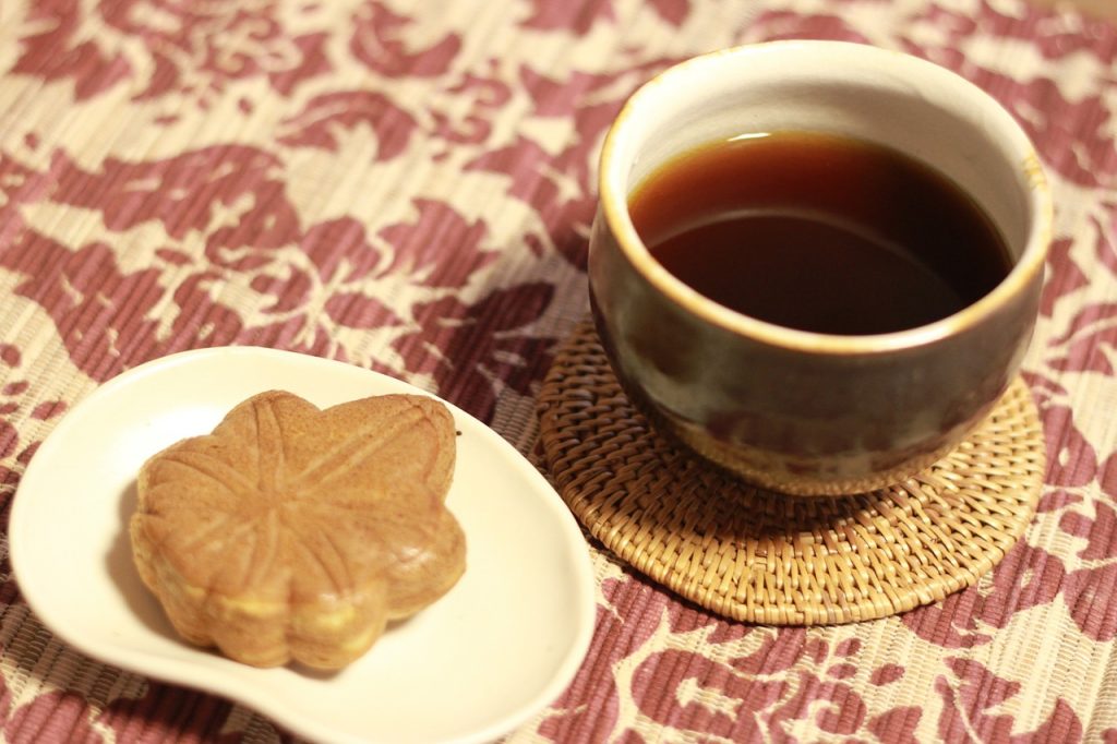 和菓子　モナカ　甘味　あんこ　日本