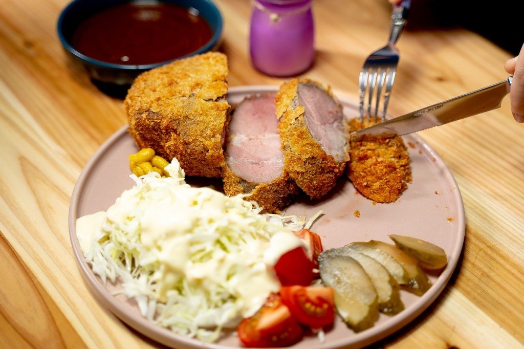 揚げ物　とんかつ　食事　和食　洋食