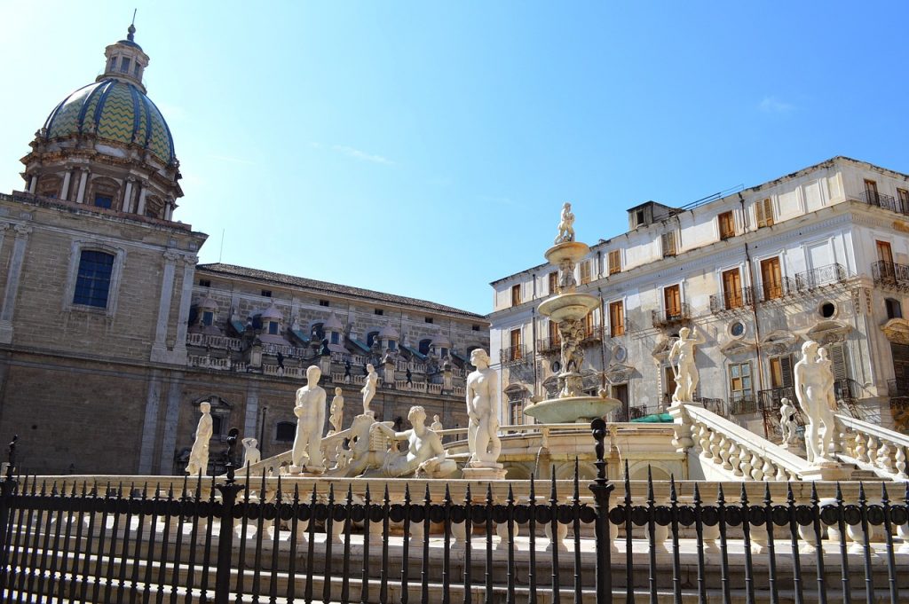 イタリア　お城　風景　建築