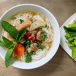 麺類　ラーメン　食事　辛い　スパイス