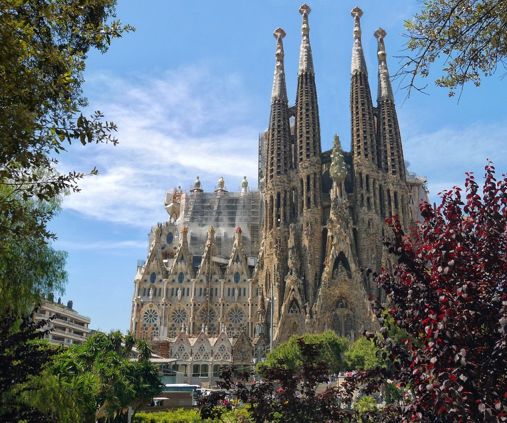 スペイン　建築　教会　風景　街並み