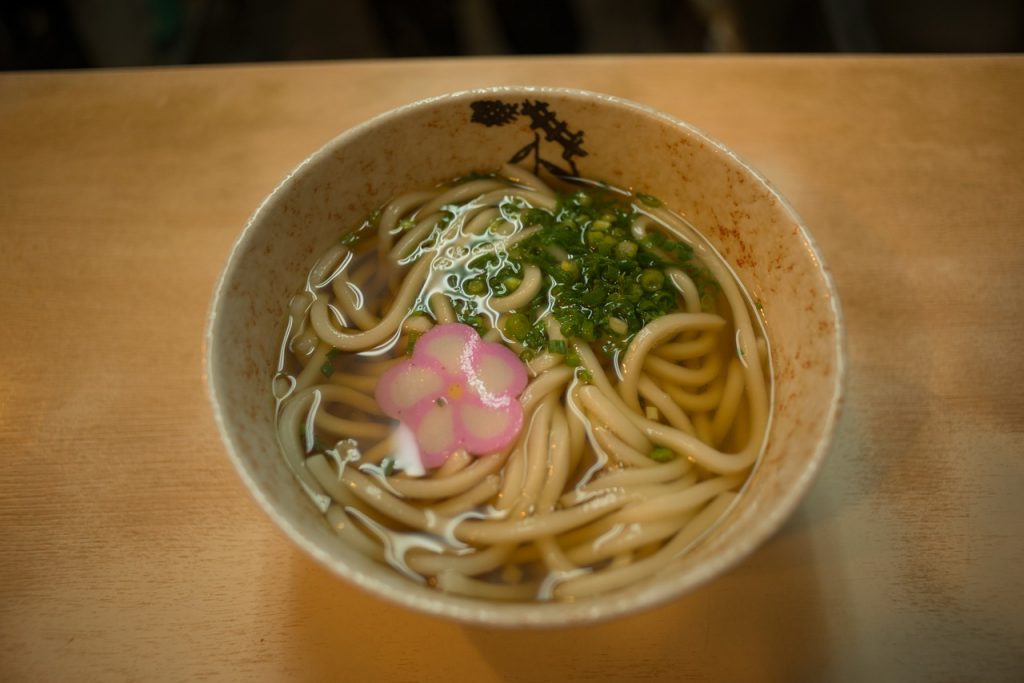 うどん　食事　和食　麺類