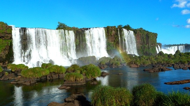 世界遺産　イグアスの滝